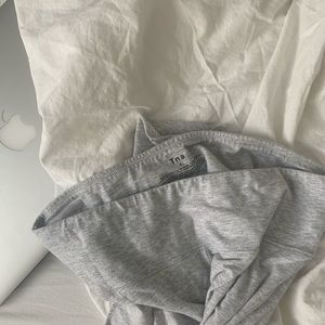 Aritzia almost never worn tights in heather grey